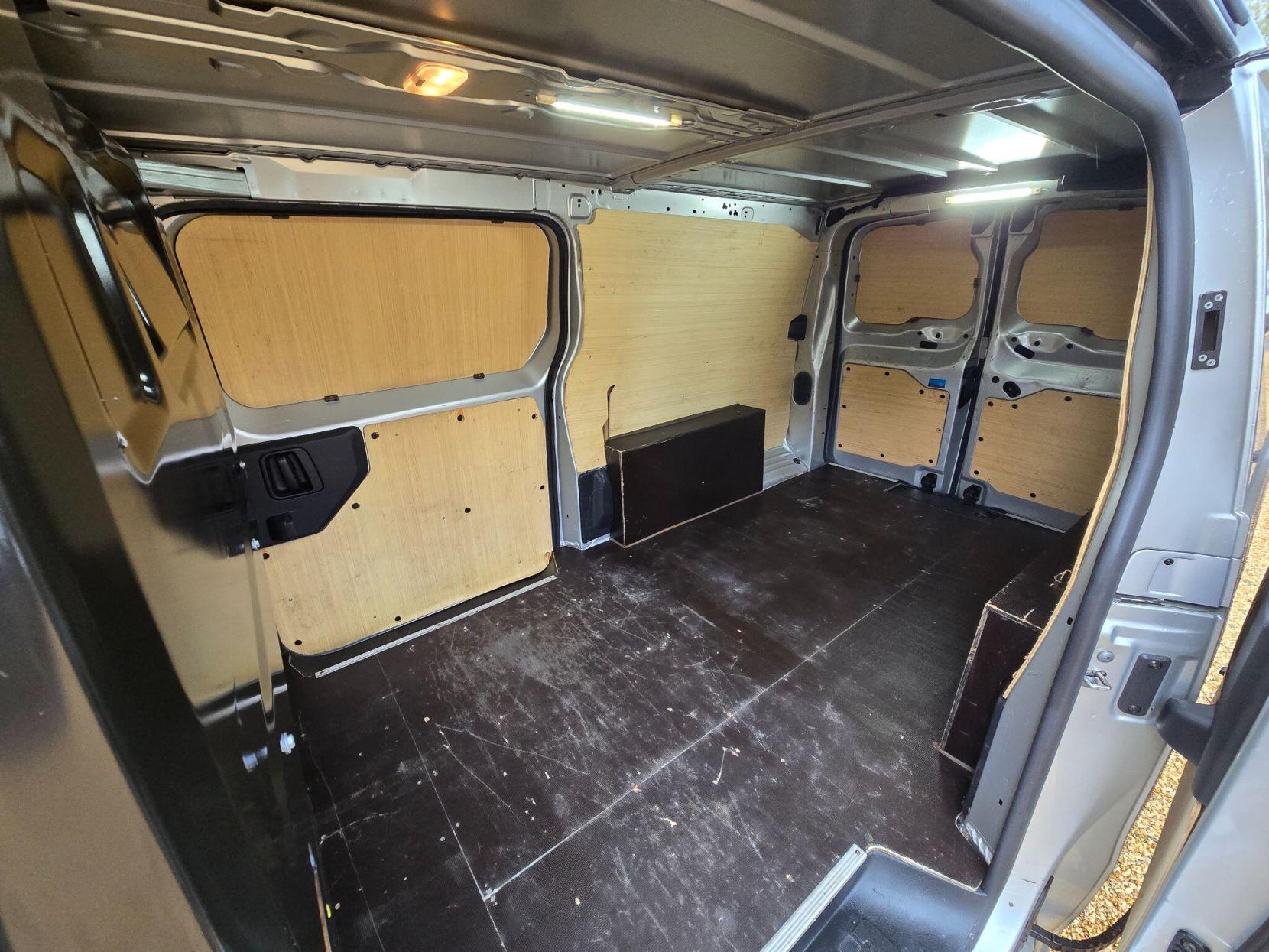 Peugeot Expert 2.0 BlueHDi 1400 Professional Long Panel Van LWB Euro 6 (s/s) 6dr