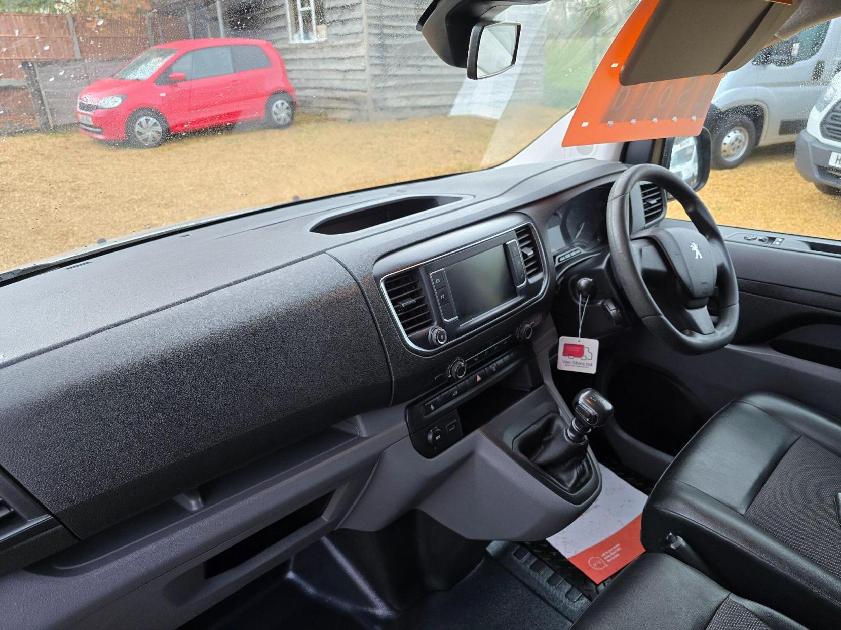 Peugeot Expert 2.0 BlueHDi 1400 Professional Long Panel Van LWB Euro 6 (s/s) 6dr