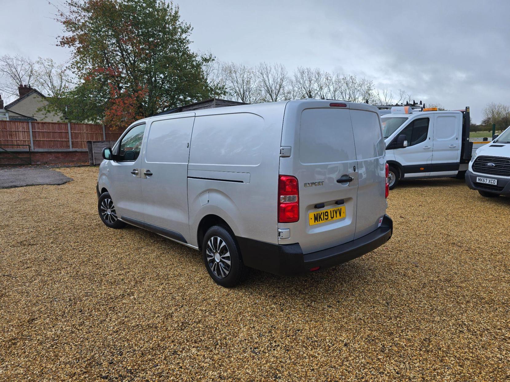 Peugeot Expert 2.0 BlueHDi 1400 Professional Long Panel Van LWB Euro 6 (s/s) 6dr