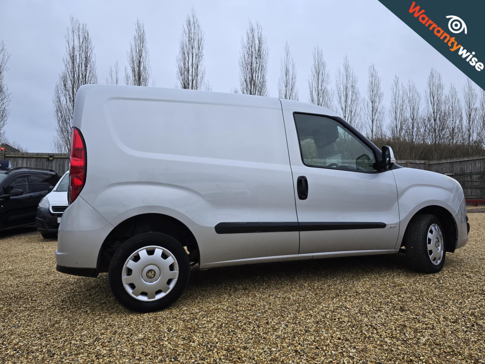 Vauxhall Combo 1.3 CDTi 2000 16v Sportive Panel Van 3dr Diesel Manual FWD L1 H1 (133 g/km, 89 bhp)