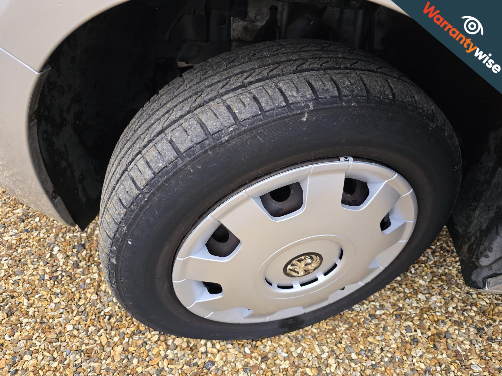 Vauxhall Combo 1.3 CDTi 2000 16v Sportive Panel Van 3dr Diesel Manual FWD L1 H1 (133 g/km, 89 bhp)