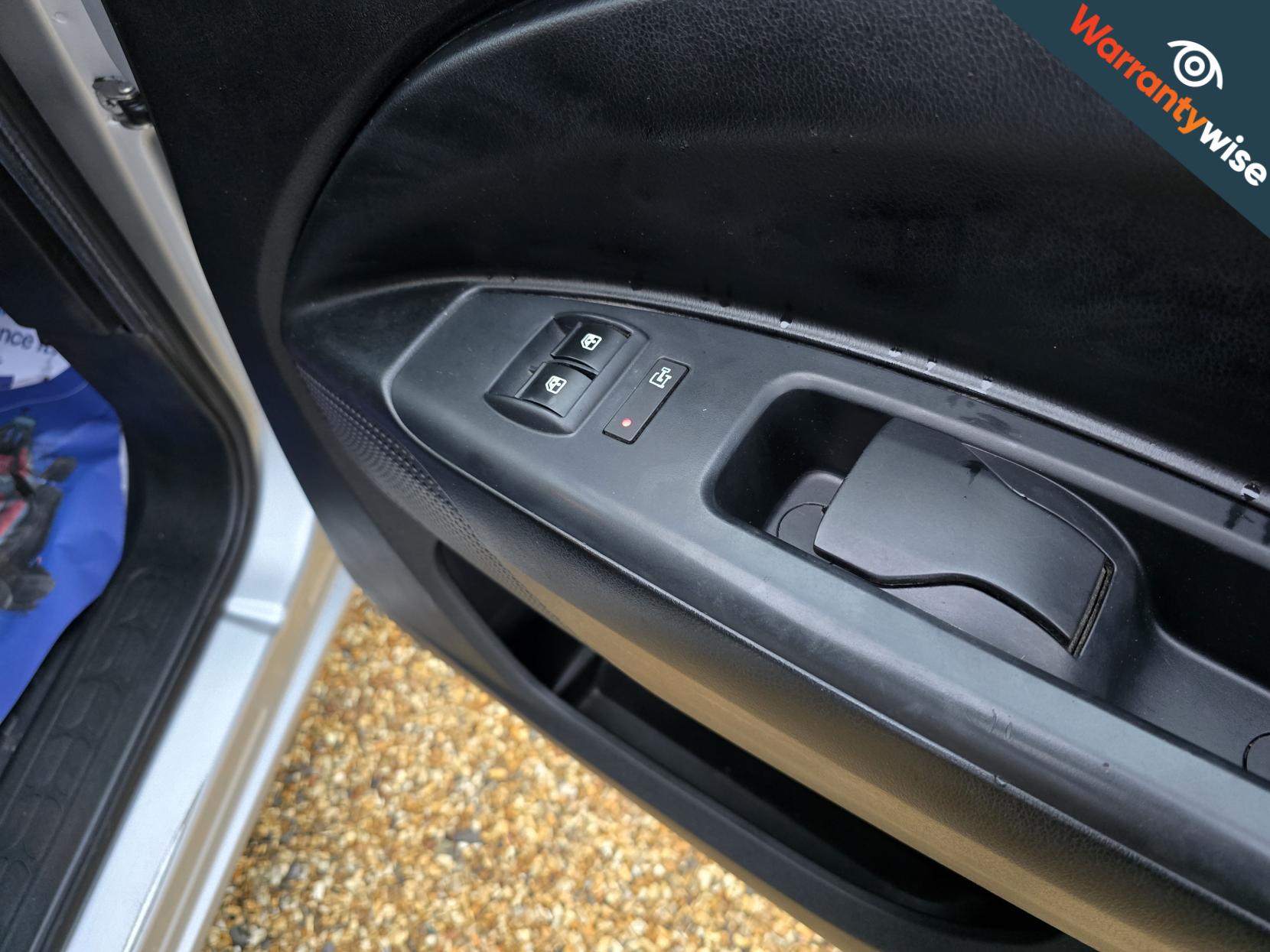 Vauxhall Combo 1.3 CDTi 2000 16v Sportive Panel Van 3dr Diesel Manual FWD L1 H1 (133 g/km, 89 bhp)