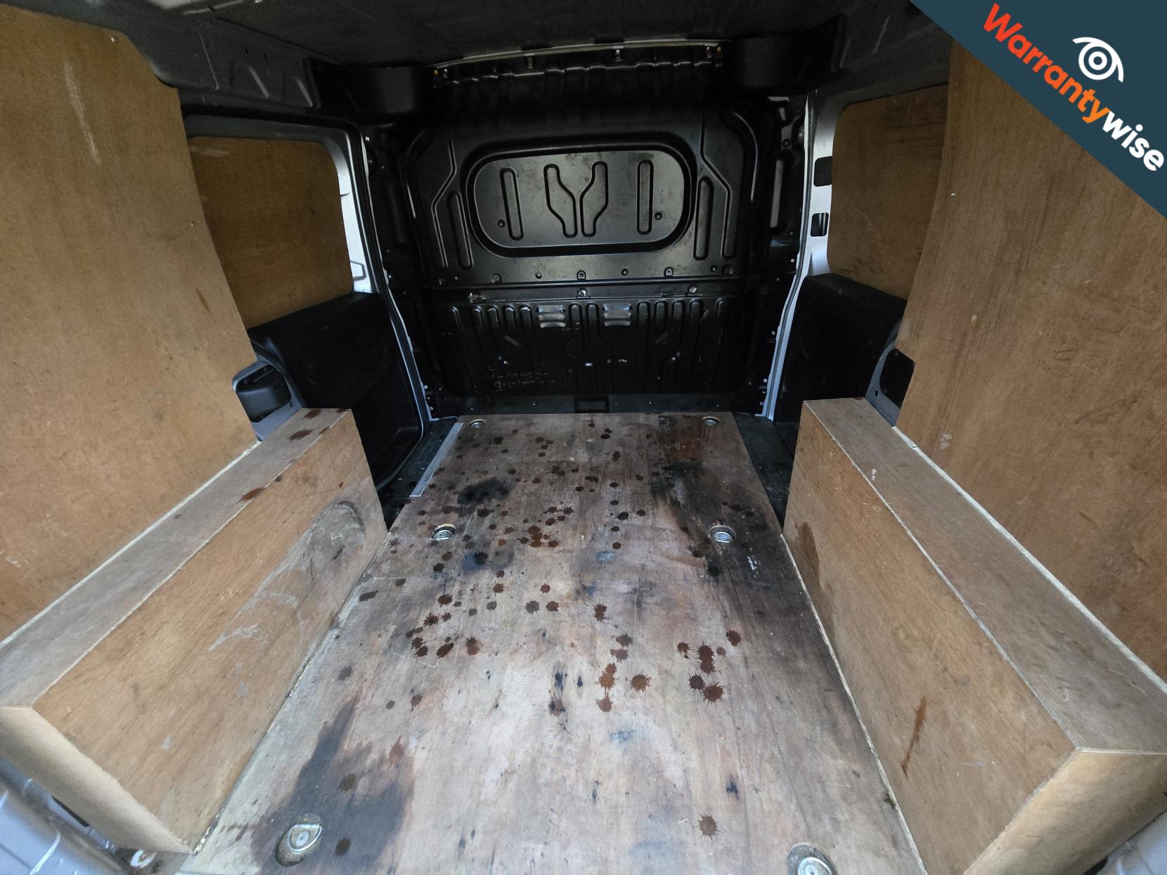 Vauxhall Combo 1.3 CDTi 2000 16v Sportive Panel Van 3dr Diesel Manual FWD L1 H1 (133 g/km, 89 bhp)