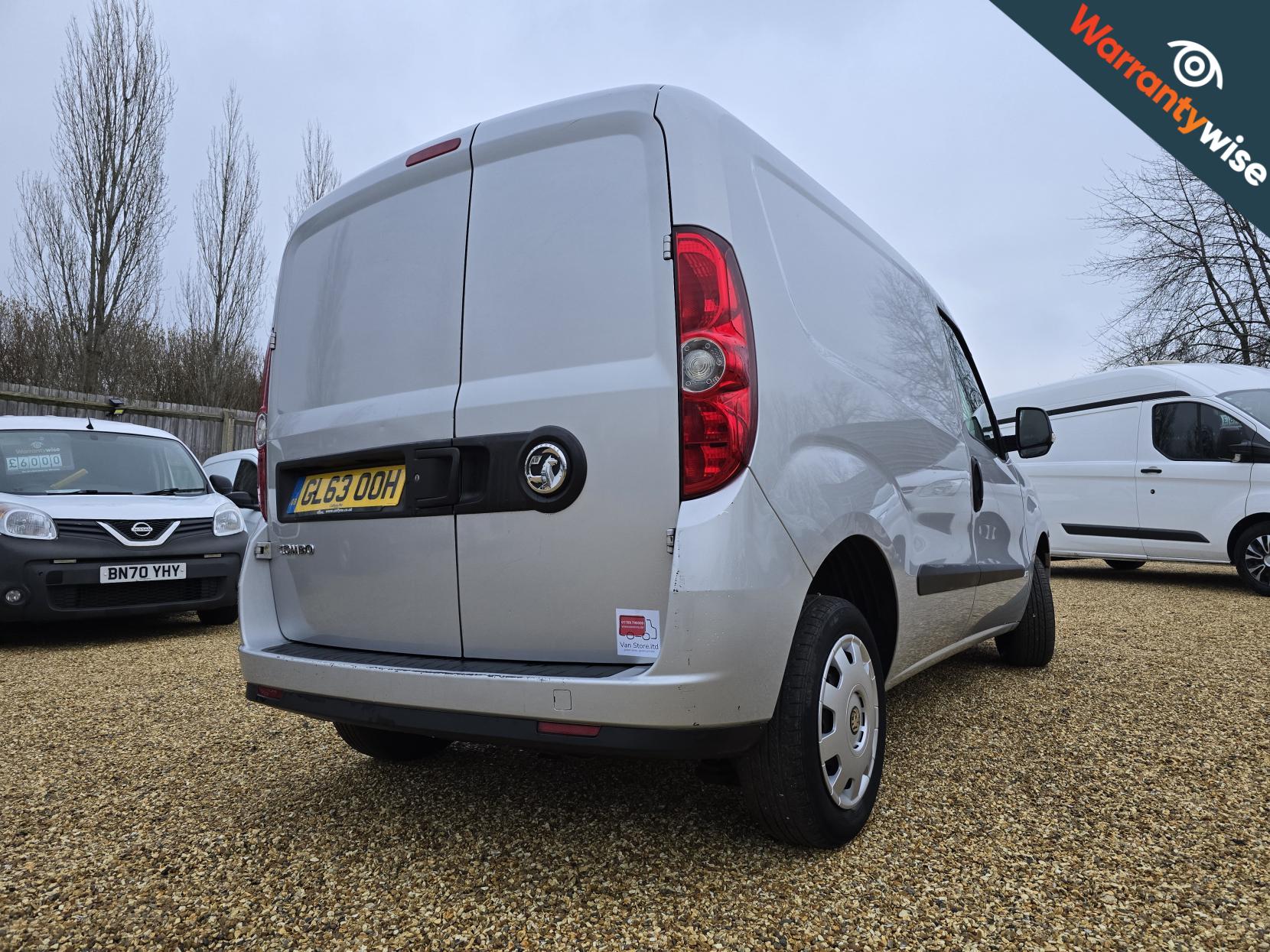 Vauxhall Combo 1.3 CDTi 2000 16v Sportive Panel Van 3dr Diesel Manual FWD L1 H1 (133 g/km, 89 bhp)