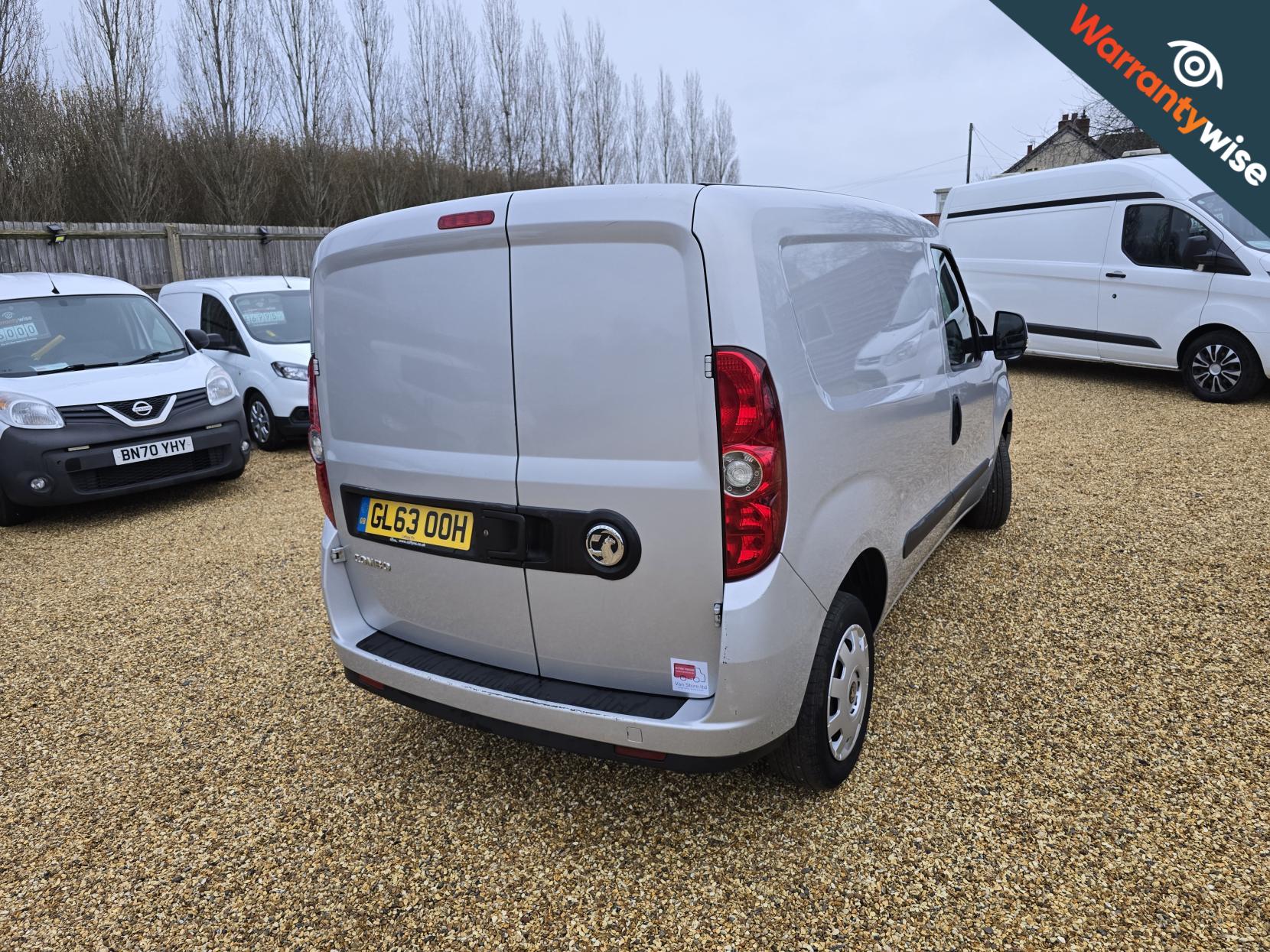 Vauxhall Combo 1.3 CDTi 2000 16v Sportive Panel Van 3dr Diesel Manual FWD L1 H1 (133 g/km, 89 bhp)