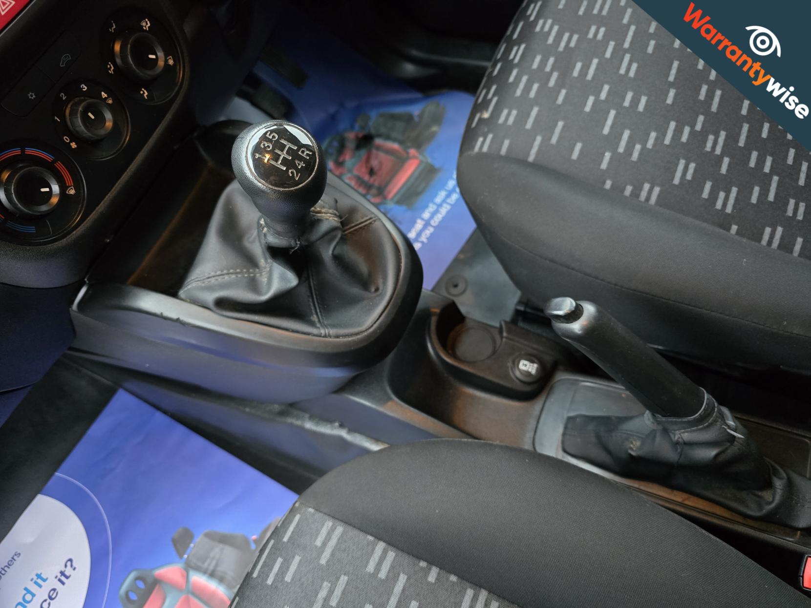 Vauxhall Combo 1.3 CDTi 2000 16v Sportive Panel Van 3dr Diesel Manual FWD L1 H1 (133 g/km, 89 bhp)