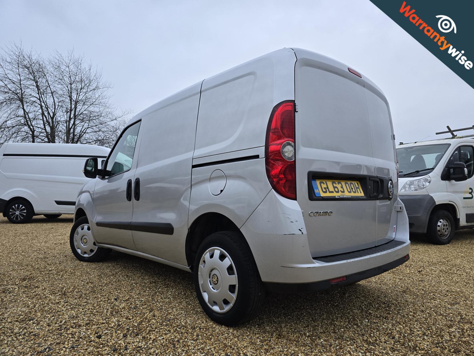 Vauxhall Combo 1.3 CDTi 2000 16v Sportive Panel Van 3dr Diesel Manual FWD L1 H1 (133 g/km, 89 bhp)