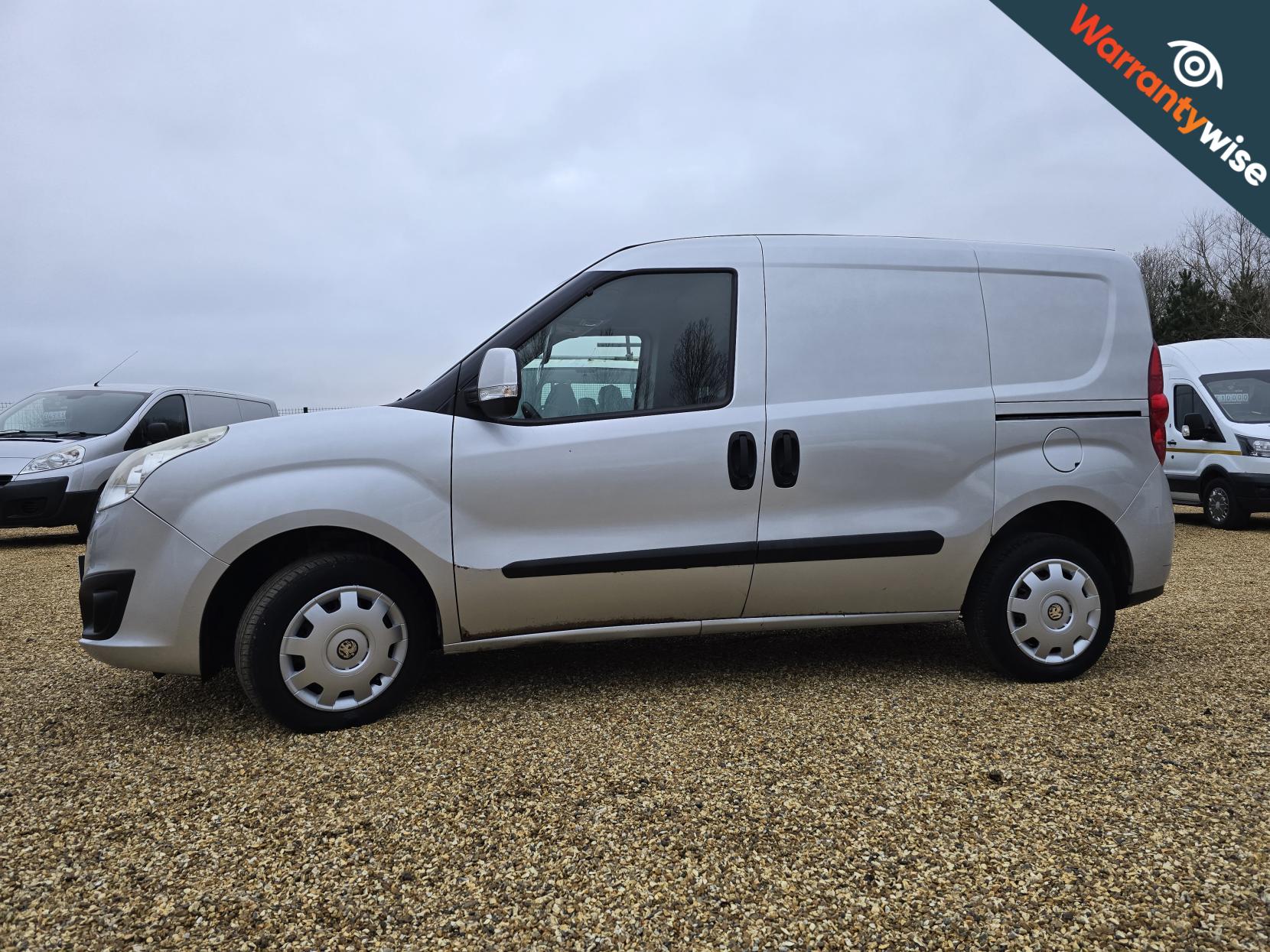 Vauxhall Combo 1.3 CDTi 2000 16v Sportive Panel Van 3dr Diesel Manual FWD L1 H1 (133 g/km, 89 bhp)