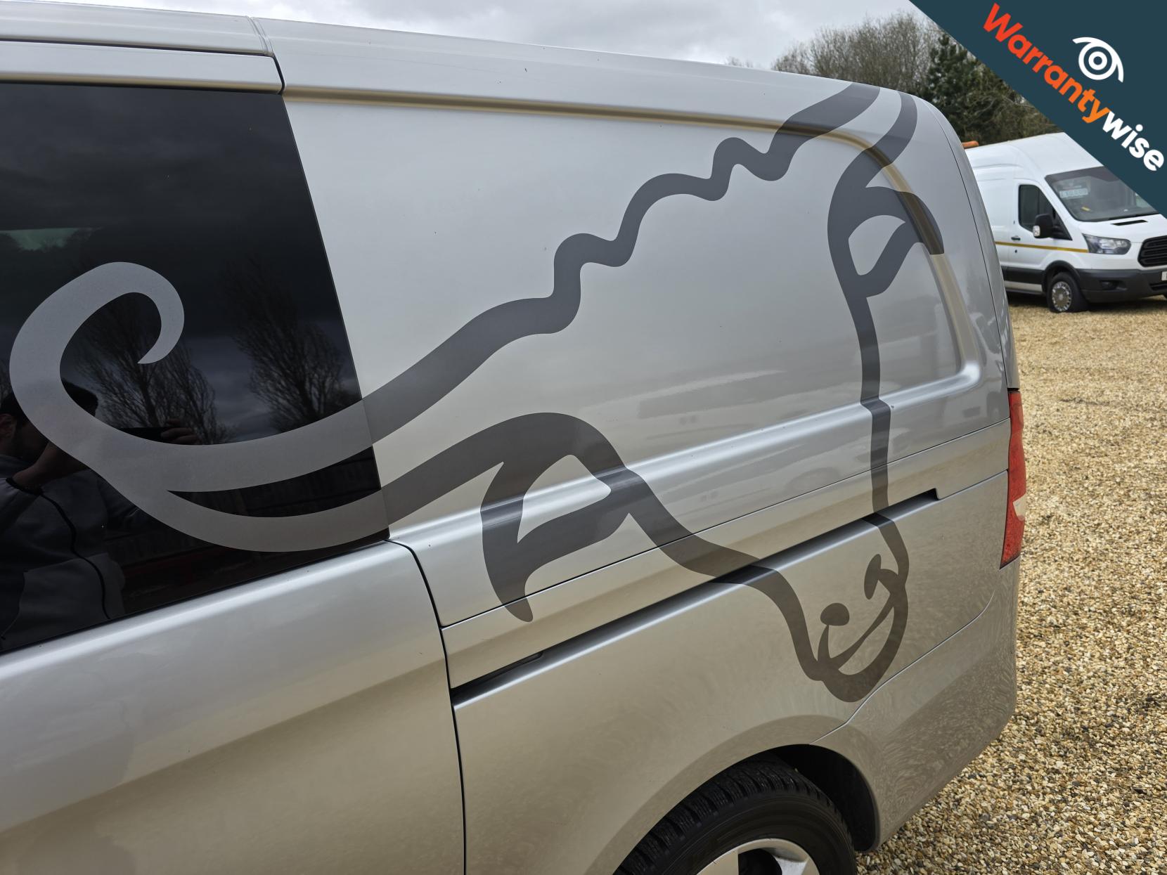 Mercedes-Benz Vito 2.1 119 CDI BlueTEC Sport Crew Van Double Cab 5dr Diesel G-Tronic+ RWD L2 Euro 6 (s/s) (LWB) (190 ps)