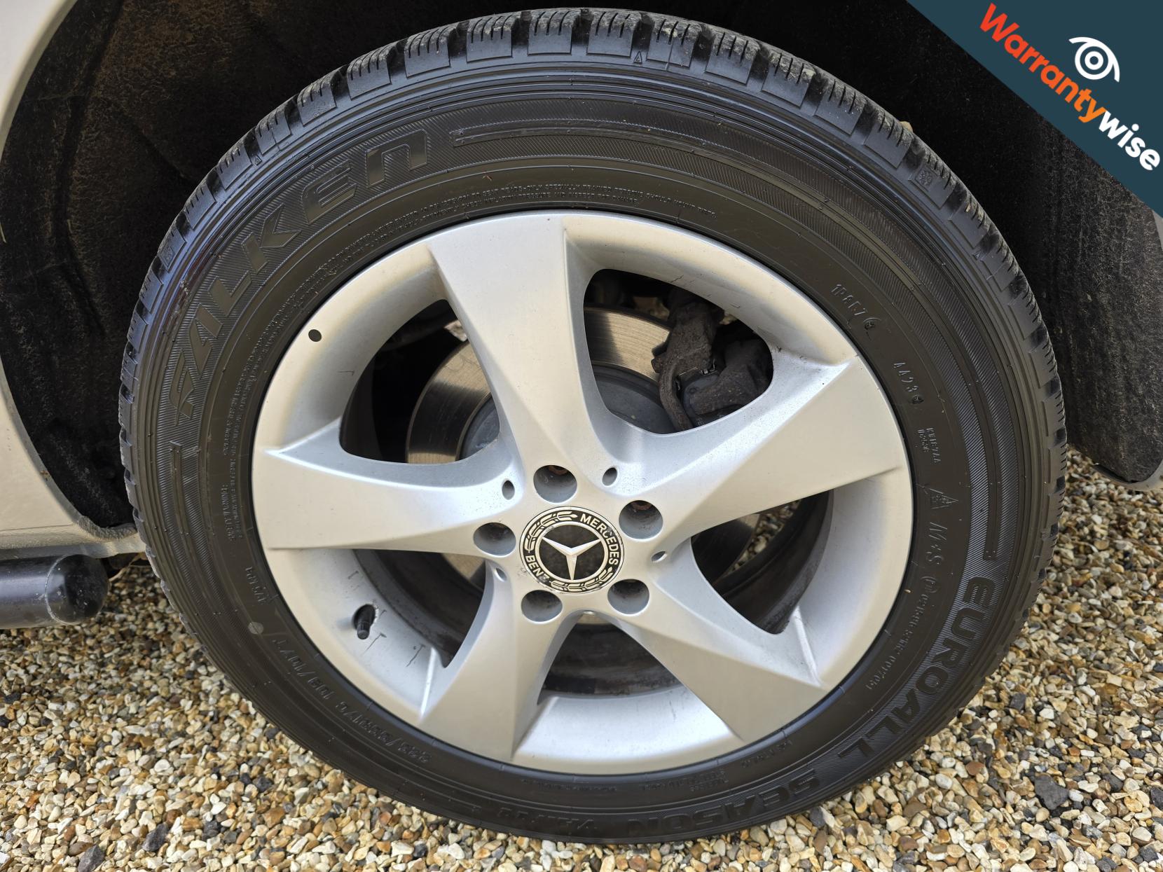 Mercedes-Benz Vito 2.1 119 CDI BlueTEC Sport Crew Van Double Cab 5dr Diesel G-Tronic+ RWD L2 Euro 6 (s/s) (LWB) (190 ps)