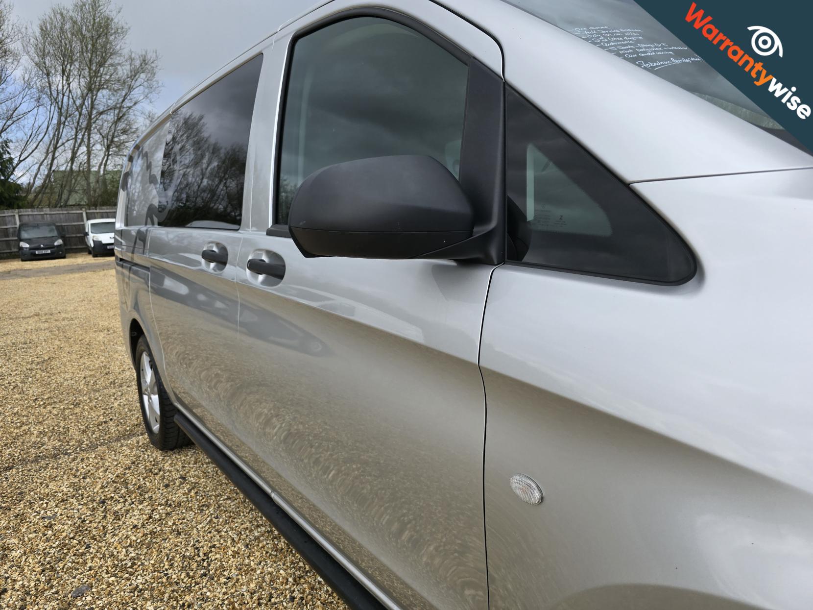 Mercedes-Benz Vito 2.1 119 CDI BlueTEC Sport Crew Van Double Cab 5dr Diesel G-Tronic+ RWD L2 Euro 6 (s/s) (LWB) (190 ps)