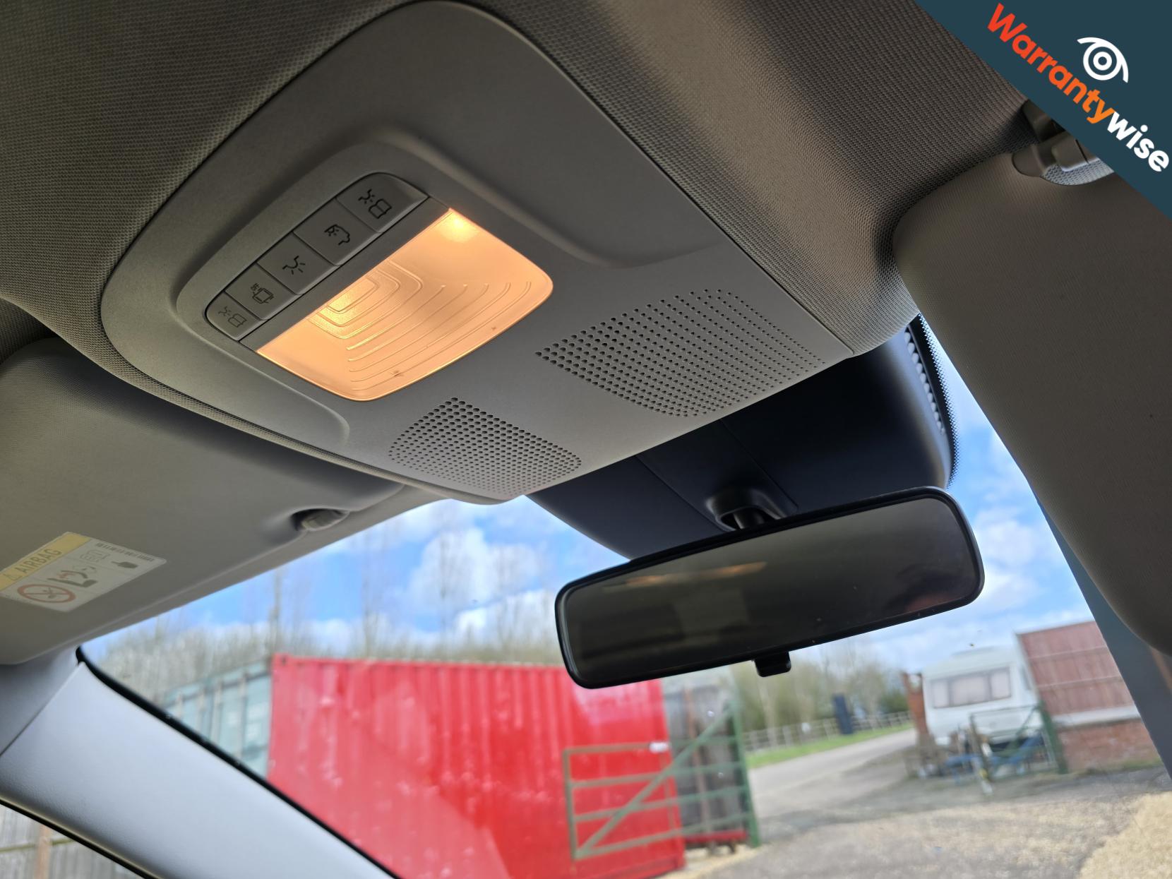 Mercedes-Benz Vito 2.1 119 CDI BlueTEC Sport Crew Van Double Cab 5dr Diesel G-Tronic+ RWD L2 Euro 6 (s/s) (LWB) (190 ps)