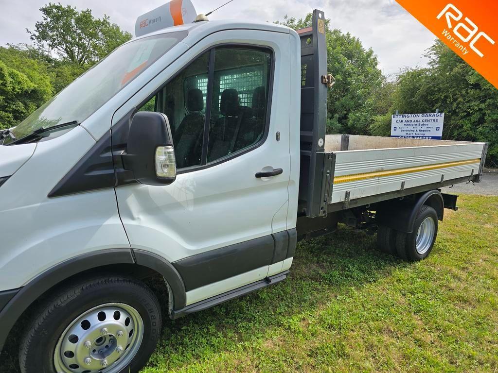 Ford Transit 2.2 TDCi 350 RWD L2 2dr (3-Way)