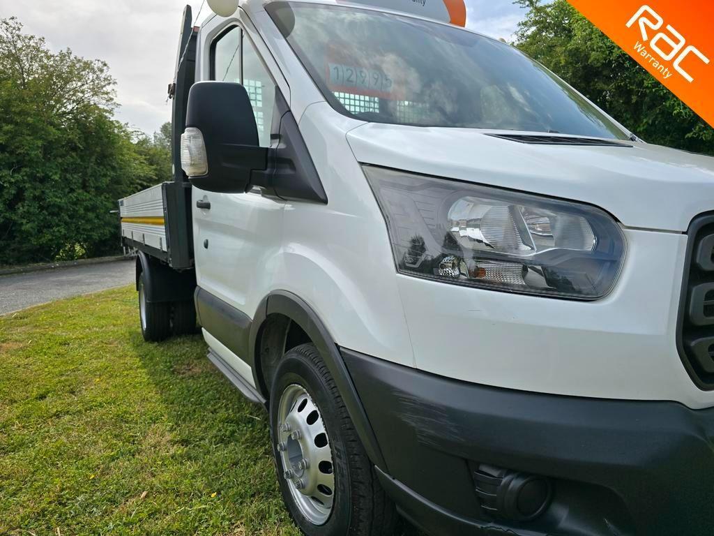 Ford Transit 2.2 TDCi 350 RWD L2 2dr (3-Way)