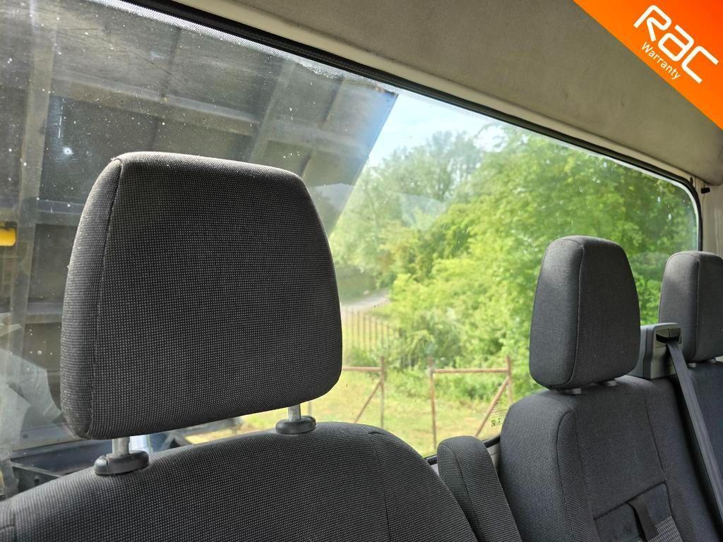 Ford Transit 2.2 TDCi 350 RWD L2 2dr (3-Way)