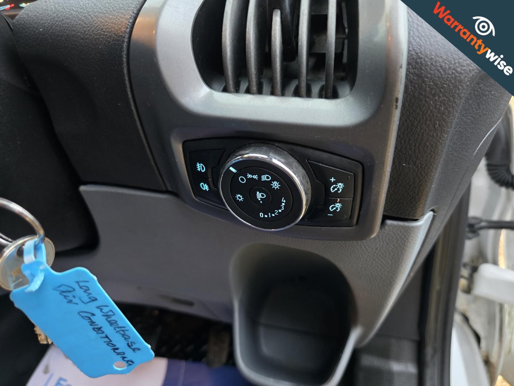 Ford Transit Custom 2.0 TDCi 340 Trend Panel Van 5dr Diesel Manual L2 H2 (165 g/km, 128 bhp)