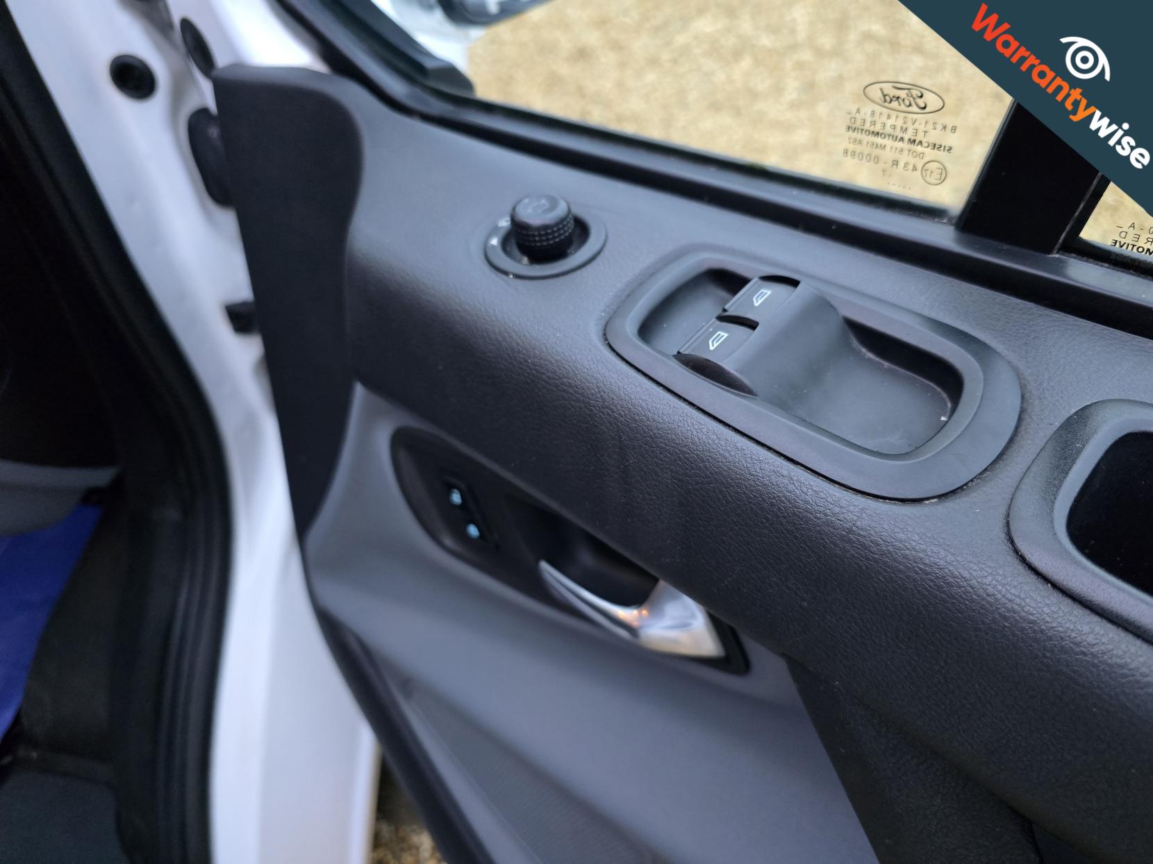 Ford Transit Custom 2.0 TDCi 340 Trend Panel Van 5dr Diesel Manual L2 H2 (165 g/km, 128 bhp)