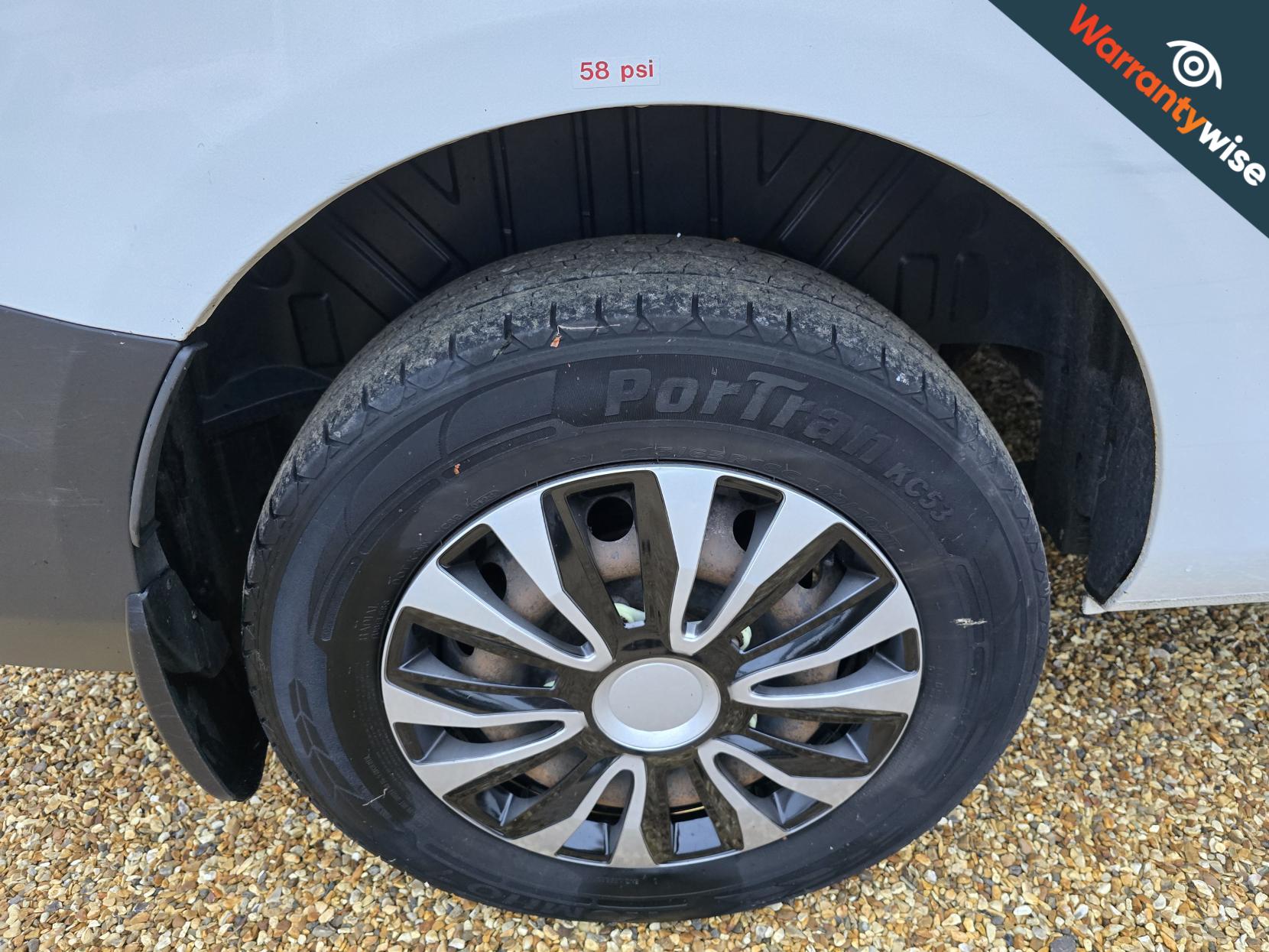 Ford Transit Custom 2.0 TDCi 340 Trend Panel Van 5dr Diesel Manual L2 H2 (165 g/km, 128 bhp)