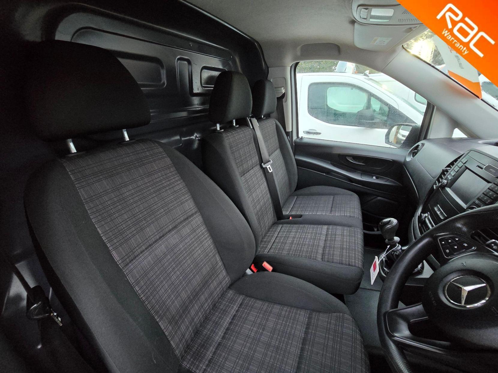 Mercedes-Benz Vito 1.6 111 CDI FWD L2 Euro 6 6dr