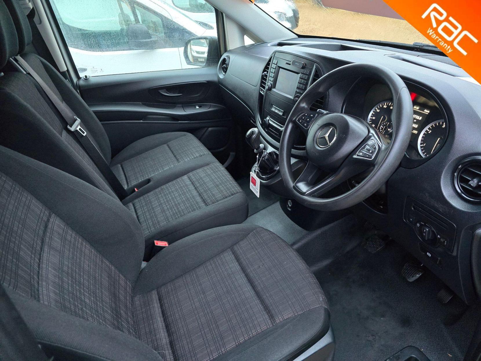 Mercedes-Benz Vito 1.6 111 CDI FWD L2 Euro 6 6dr