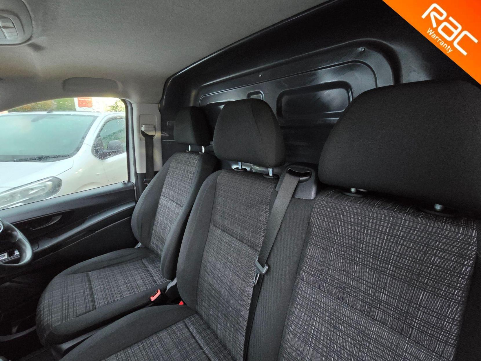 Mercedes-Benz Vito 1.6 111 CDI FWD L2 Euro 6 6dr