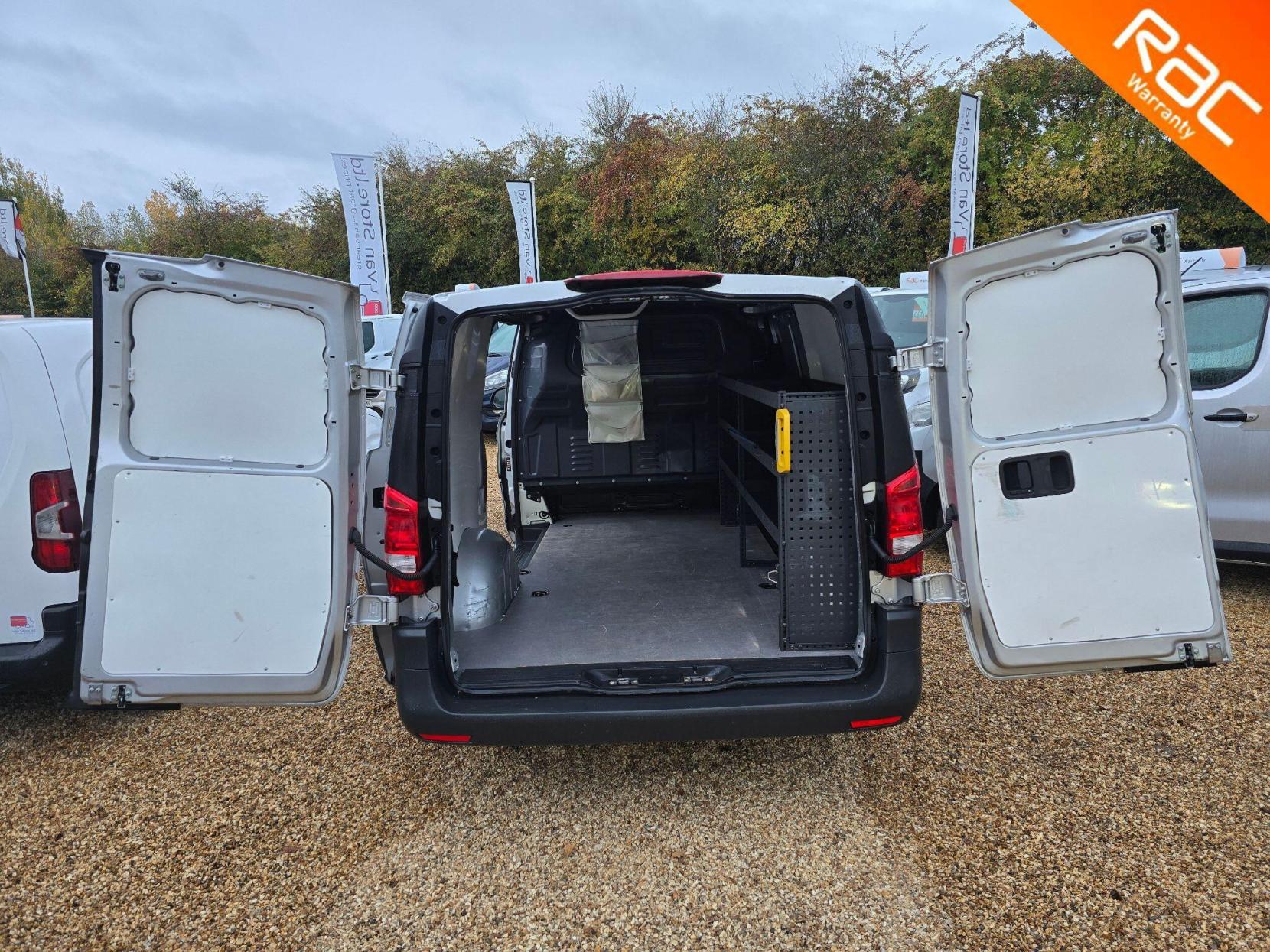 Mercedes-Benz Vito 1.6 111 CDI FWD L2 Euro 6 6dr