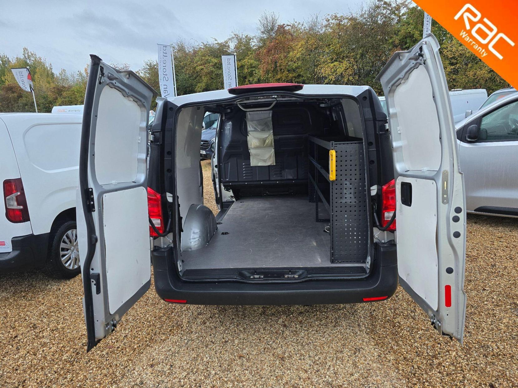 Mercedes-Benz Vito 1.6 111 CDI FWD L2 Euro 6 6dr