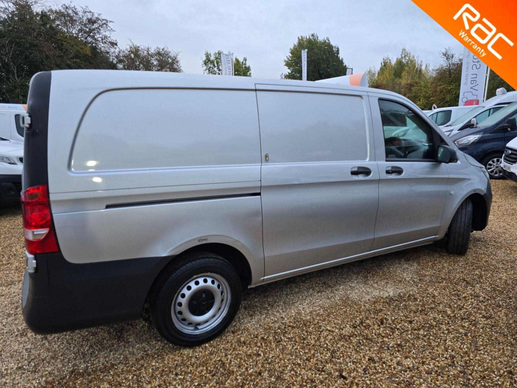Mercedes-Benz Vito 1.6 111 CDI FWD L2 Euro 6 6dr