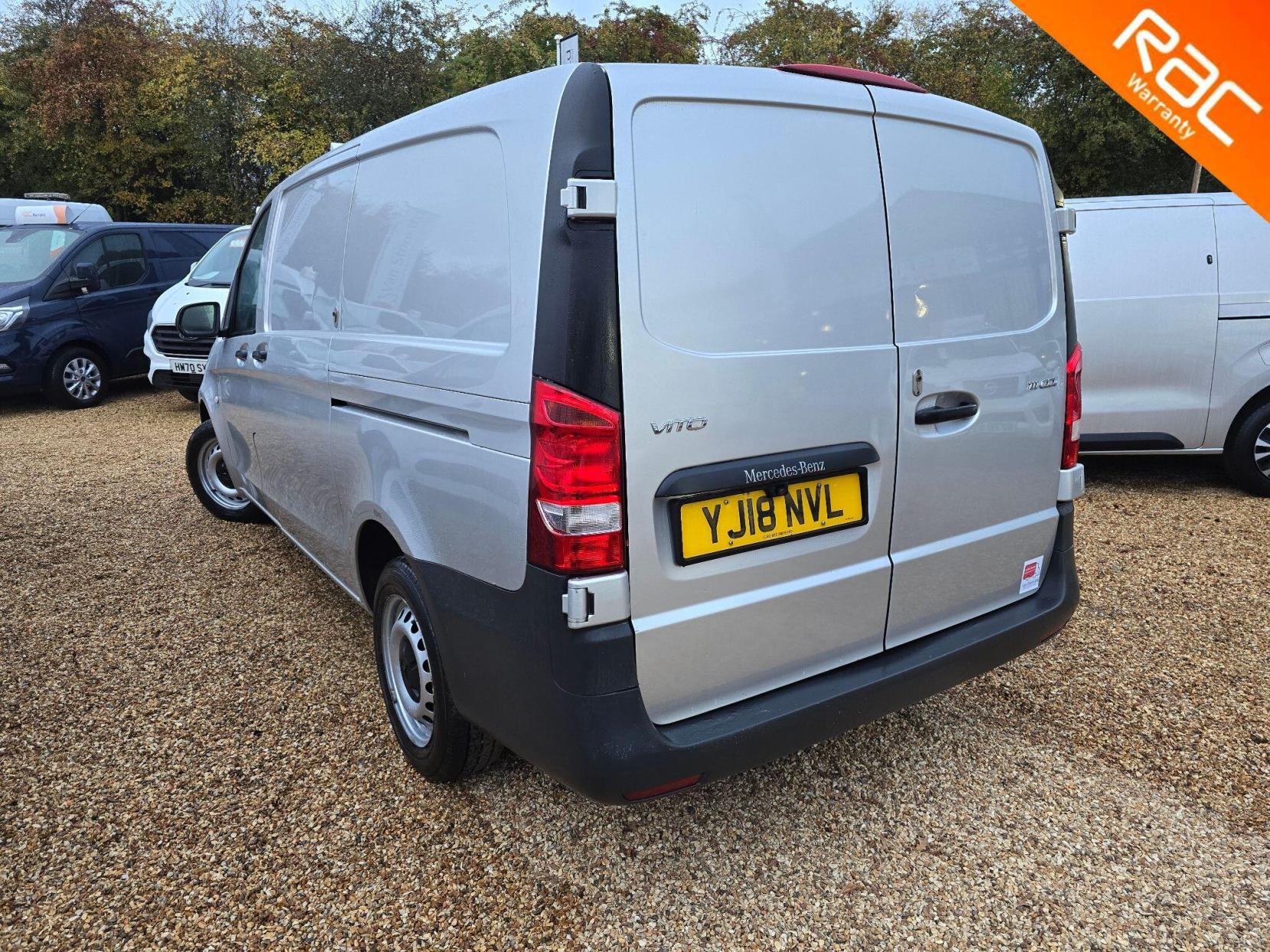 Mercedes-Benz Vito 1.6 111 CDI FWD L2 Euro 6 6dr
