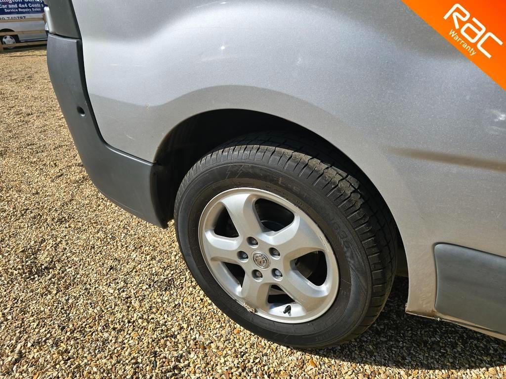 Vauxhall Vivaro 2.0 2900 CDTi FWD L1 H3 4dr