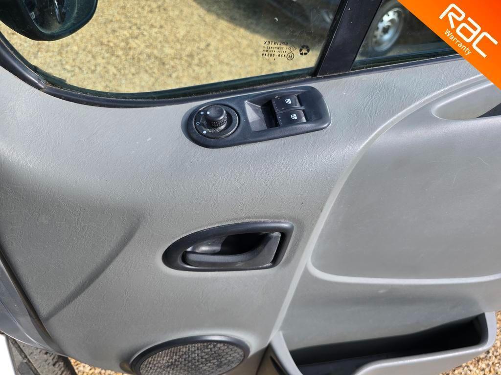 Vauxhall Vivaro 2.0 2900 CDTi FWD L1 H3 4dr