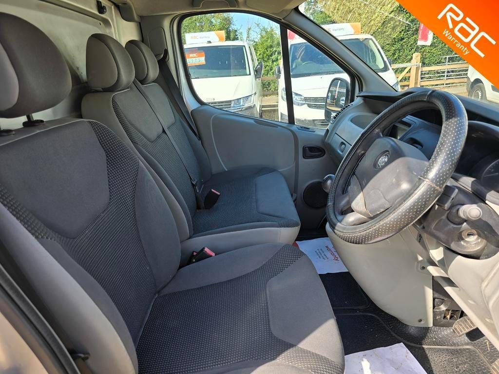 Vauxhall Vivaro 2.0 2900 CDTi FWD L1 H3 4dr