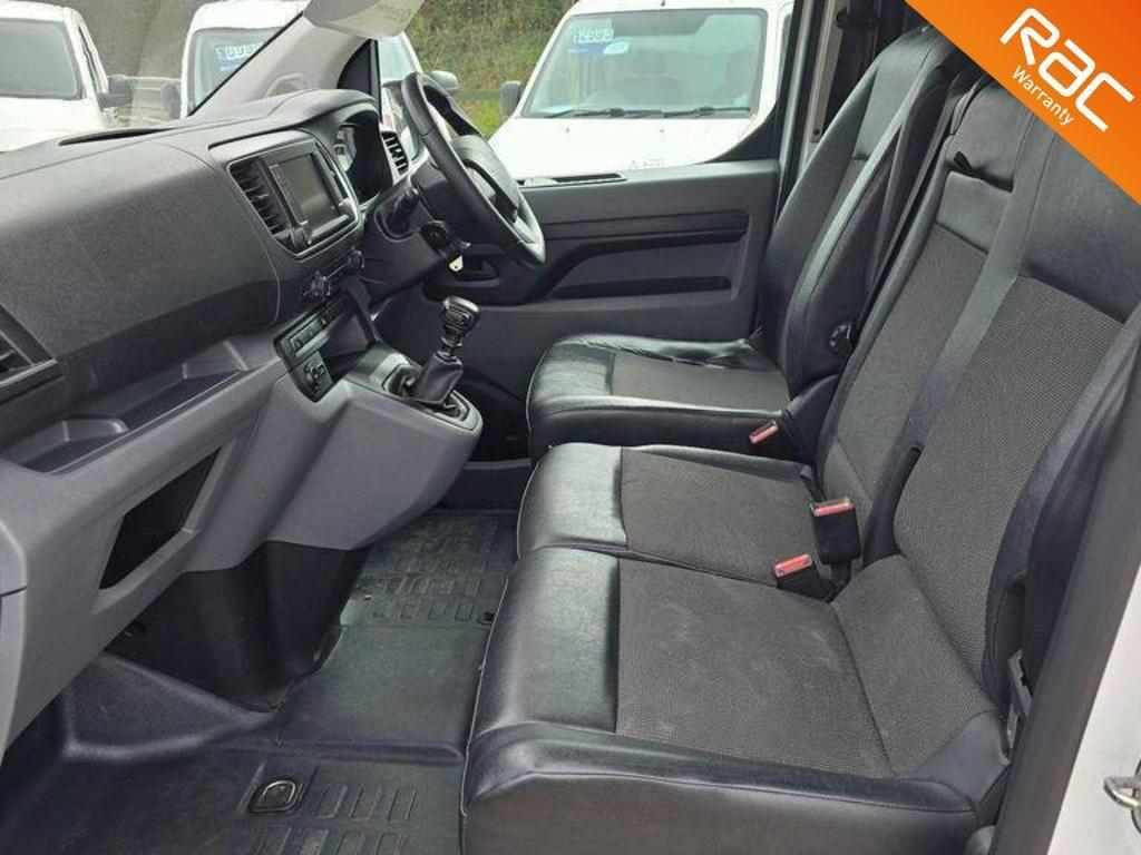 Peugeot Expert 2.0 BlueHDi 1400 Professional Premium Standard Panel Van MWB Euro 6 (s/s) 6dr