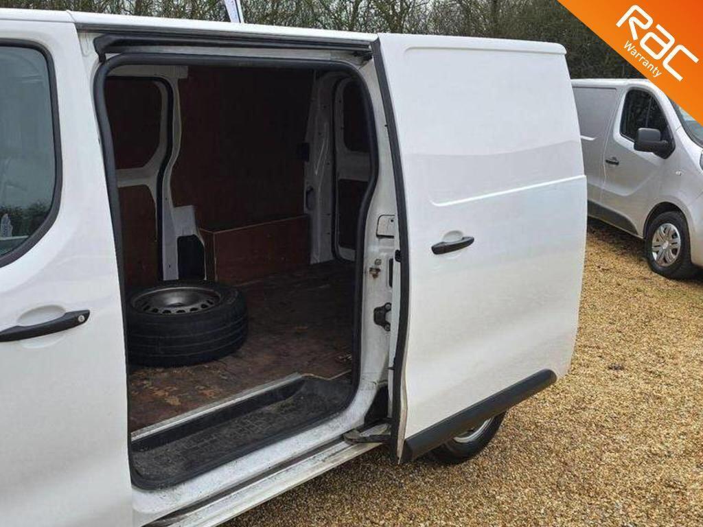 Peugeot Expert 2.0 BlueHDi 1400 Professional Premium Standard Panel Van MWB Euro 6 (s/s) 6dr