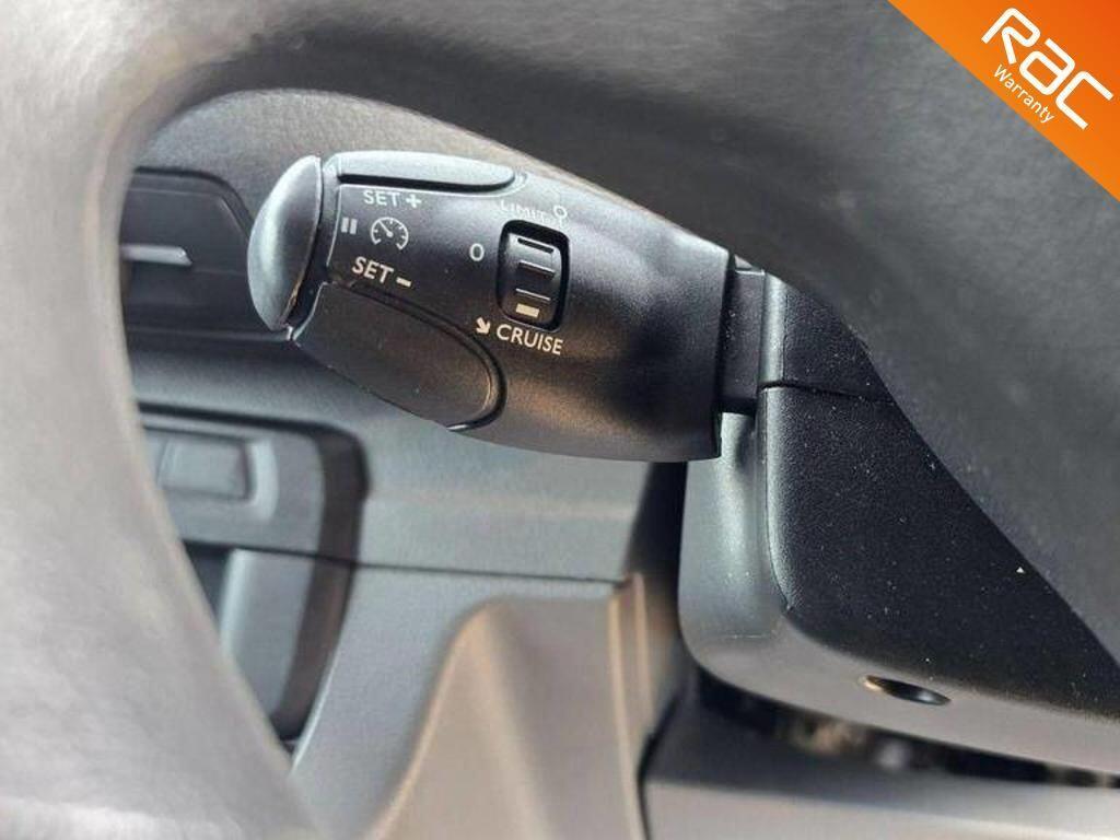 Peugeot Expert 2.0 BlueHDi 1400 Professional Premium Standard Panel Van MWB Euro 6 (s/s) 6dr