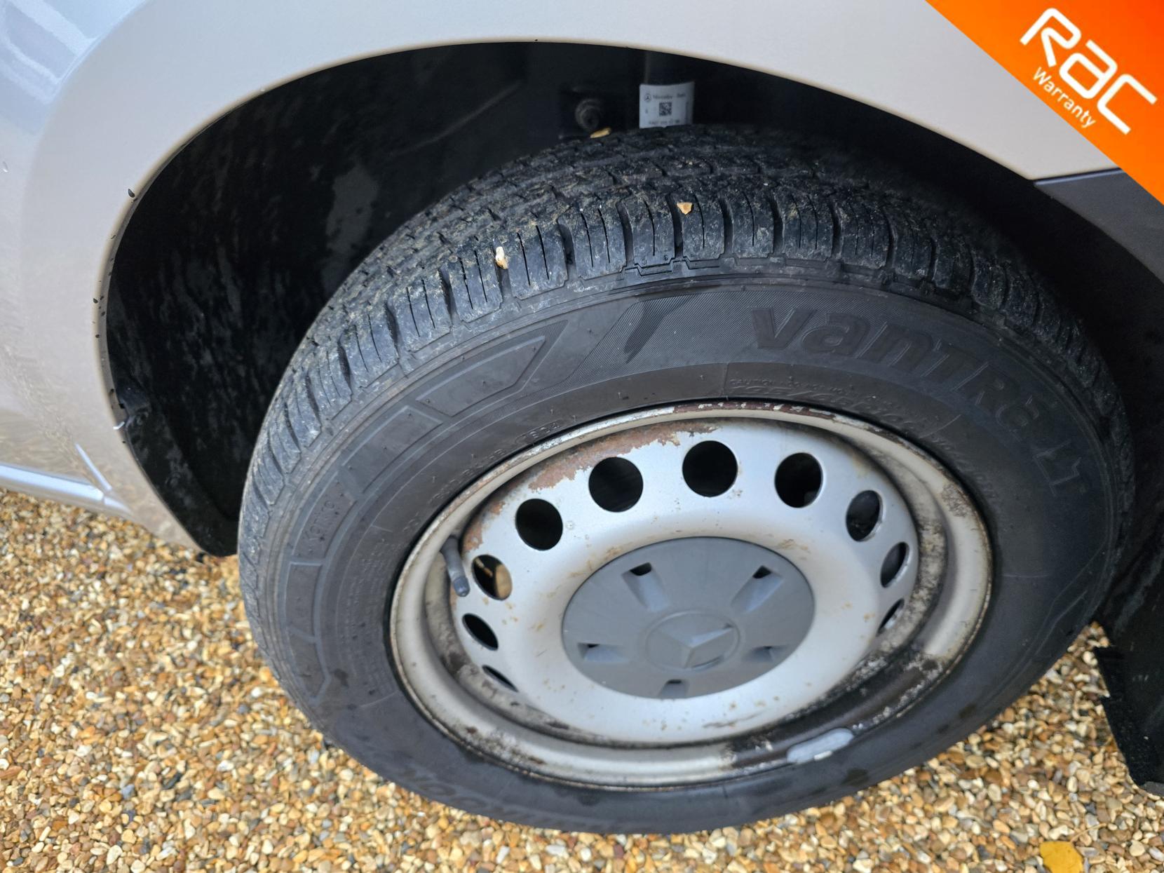 Mercedes-Benz Vito 1.6 111 CDI Panel Van 6dr Diesel Manual FWD L2 Euro 6 (114 ps)