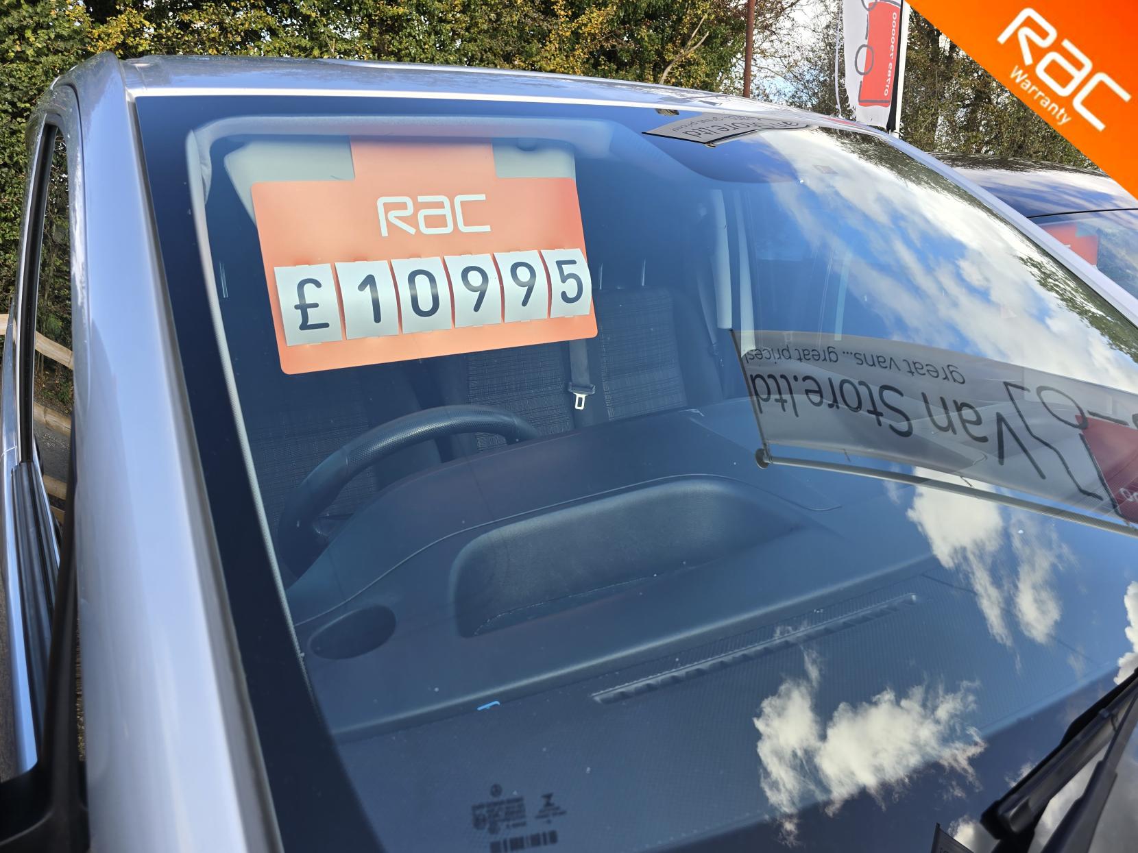 Mercedes-Benz Vito 1.6 111 CDI Panel Van 6dr Diesel Manual FWD L2 Euro 6 (114 ps)