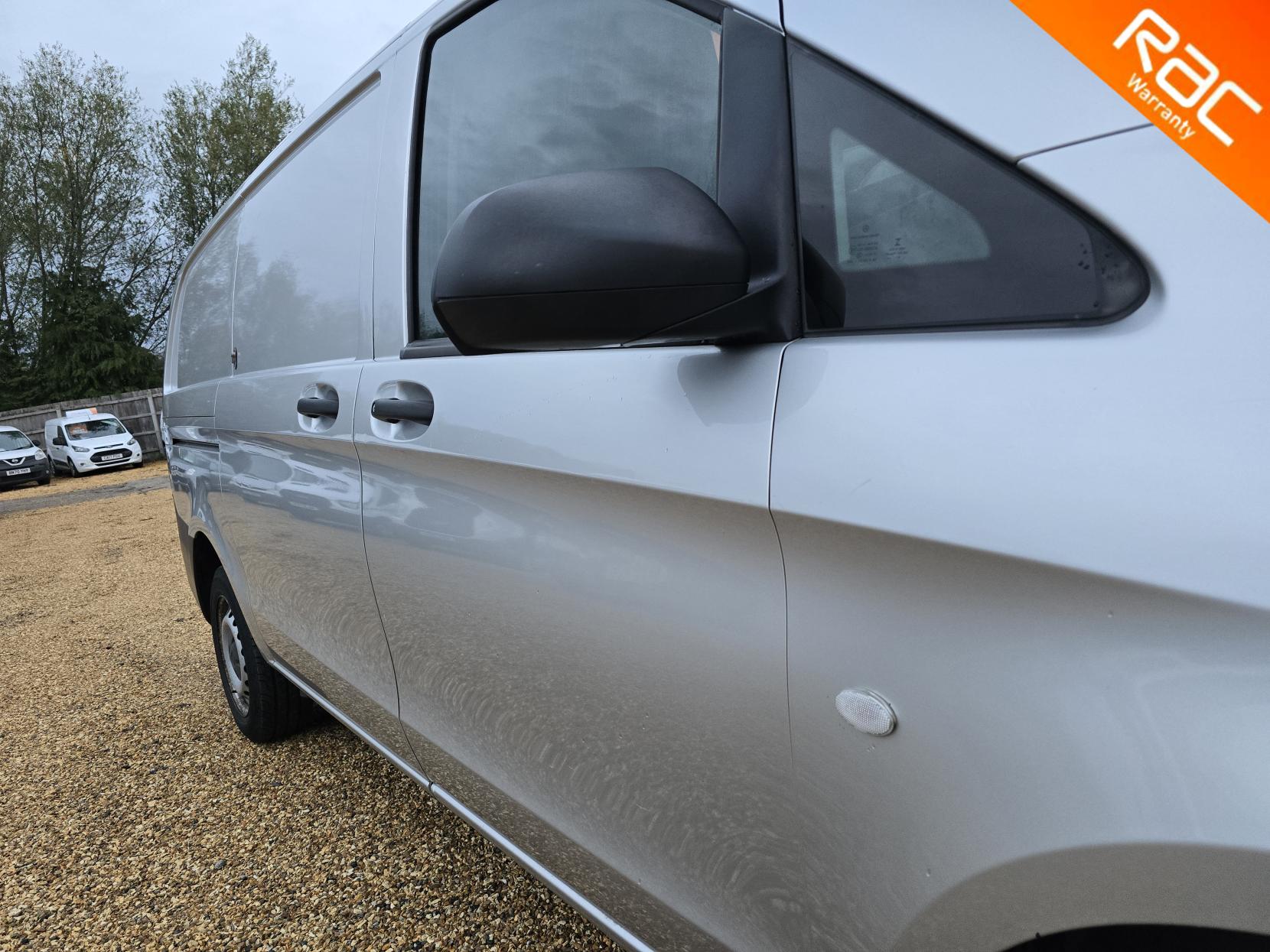 Mercedes-Benz Vito 1.6 111 CDI Panel Van 6dr Diesel Manual FWD L2 Euro 6 (114 ps)