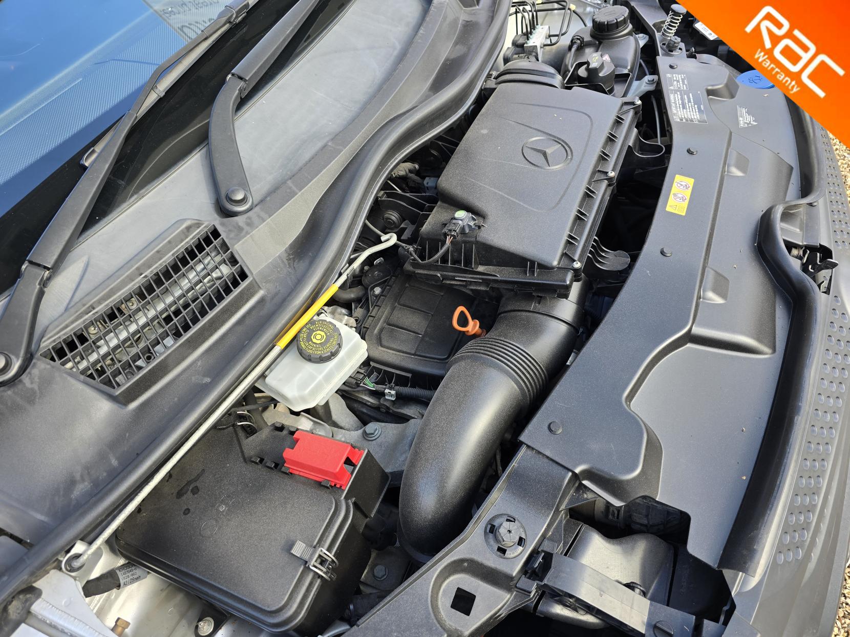 Mercedes-Benz Vito 1.6 111 CDI Panel Van 6dr Diesel Manual FWD L2 Euro 6 (114 ps)