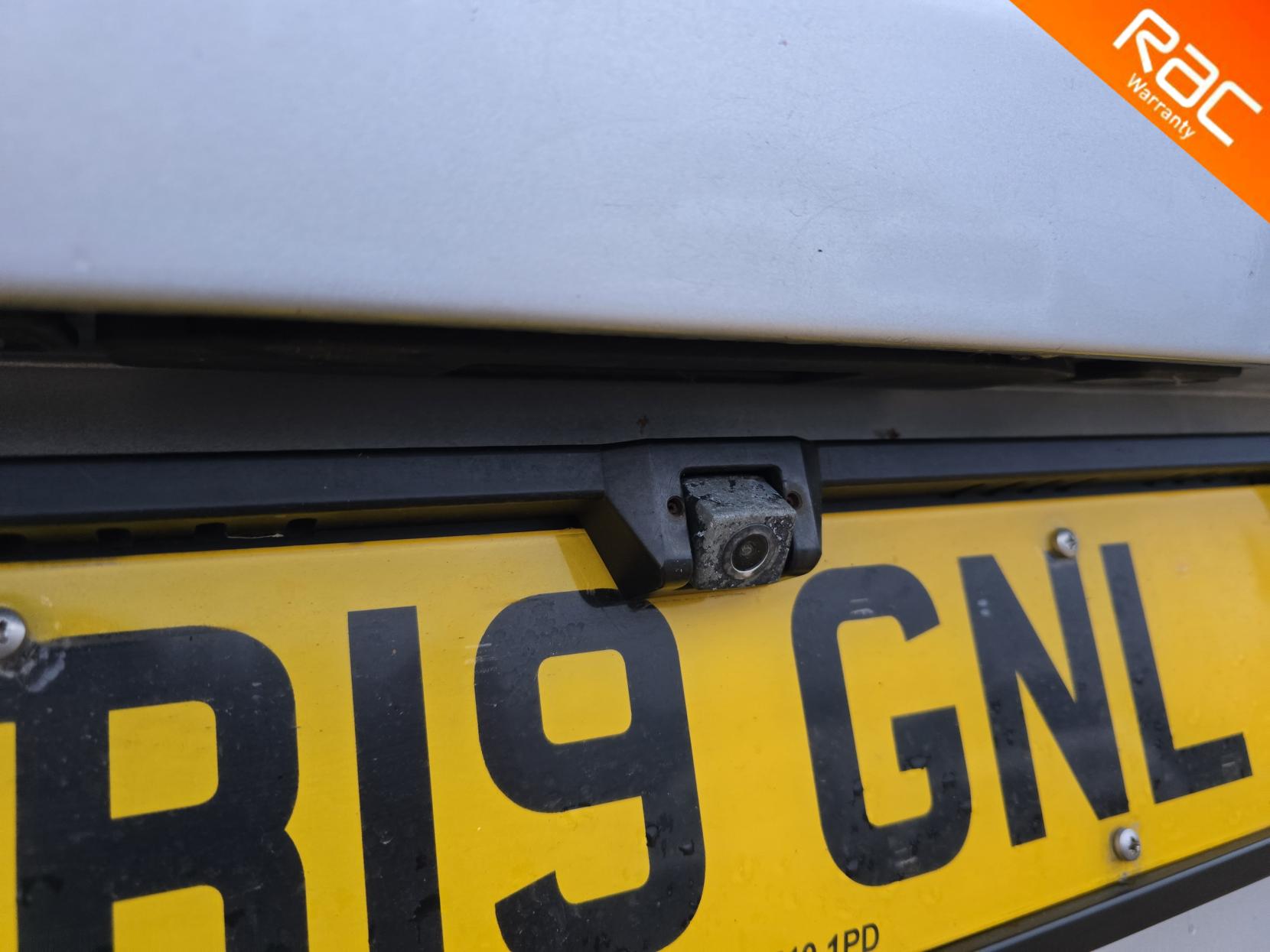 Mercedes-Benz Vito 1.6 111 CDI Panel Van 6dr Diesel Manual FWD L2 Euro 6 (114 ps)