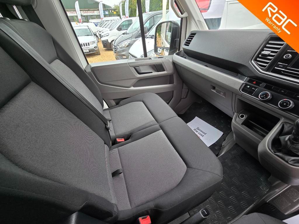 Volkswagen Crafter 2.0 TDI CR35 Trendline FWD MWB Euro 6 (s/s) 5dr