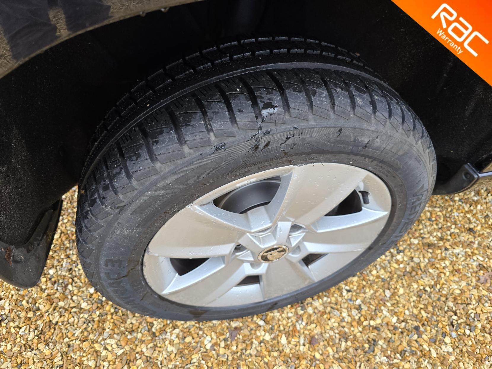 Skoda Yeti 1.6 TDI GreenLine II S SUV 5dr Diesel Manual Euro 5 (s/s) (105 ps)