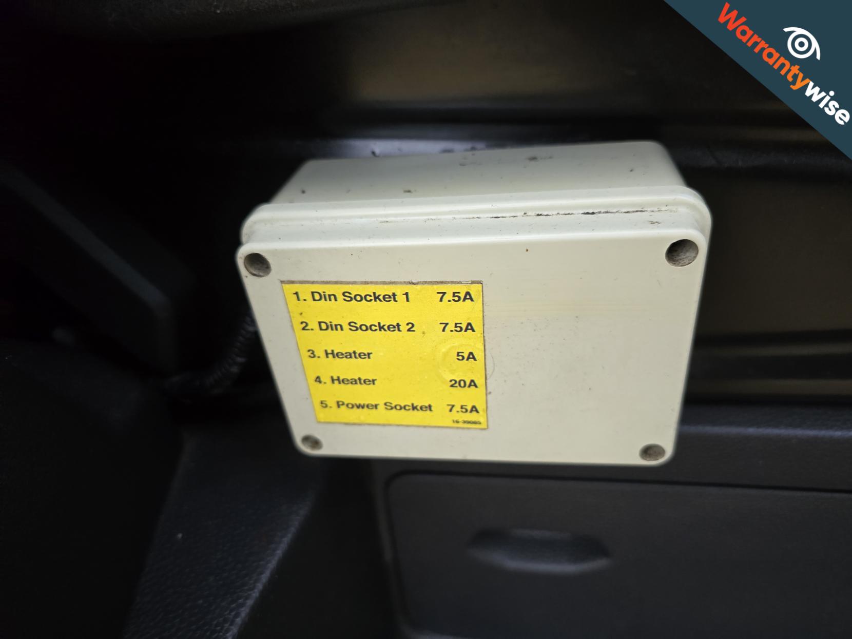 Ford Transit Custom 2.2 TDCi 310 ECOnetic Panel Van 5dr Diesel Manual L1 H1 (162 g/km, 98 bhp)