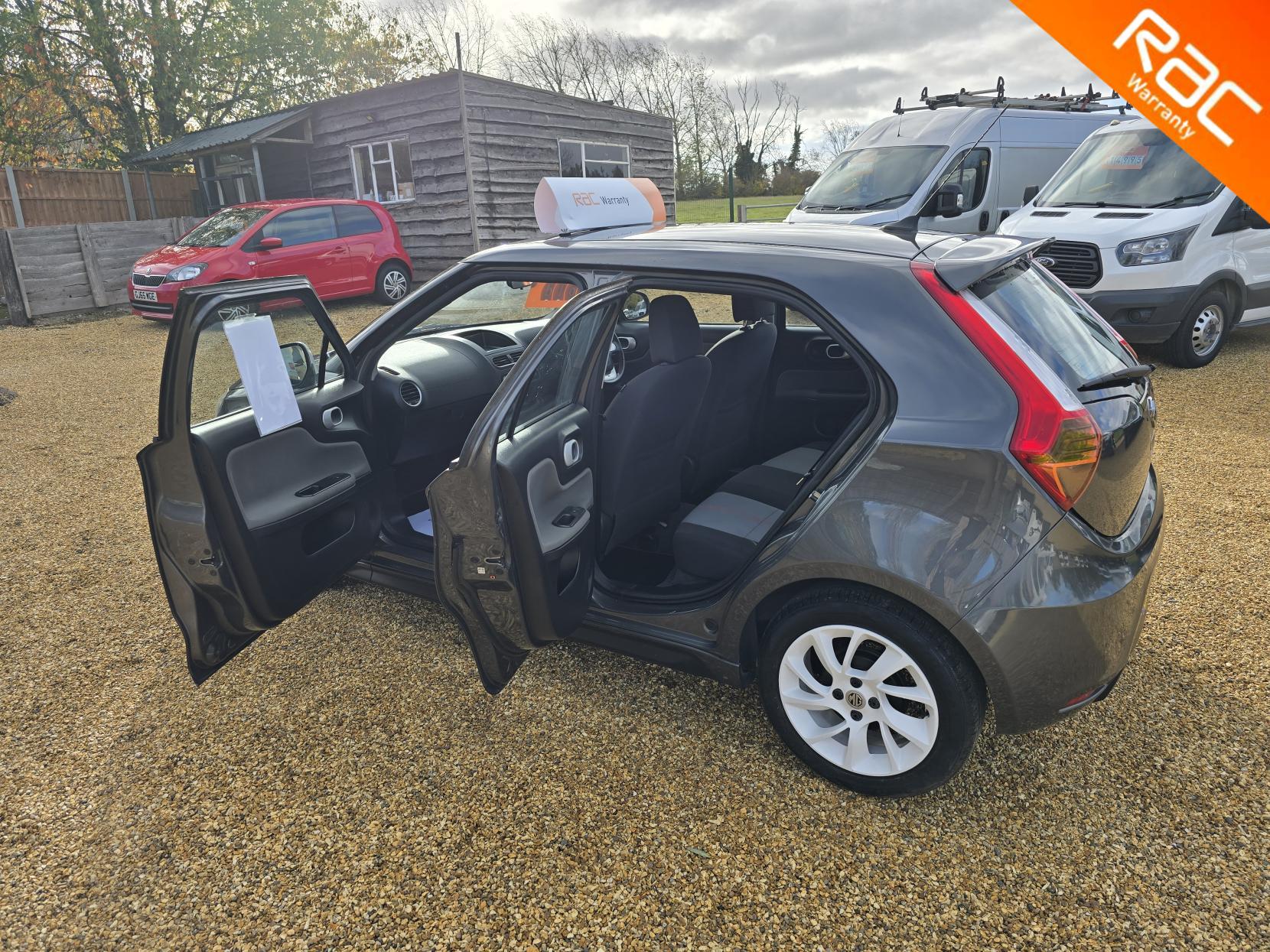 MG MG3 1.5 VTi-TECH 3Form Sport Hatchback 5dr Petrol Manual Euro 5 (106 ps)