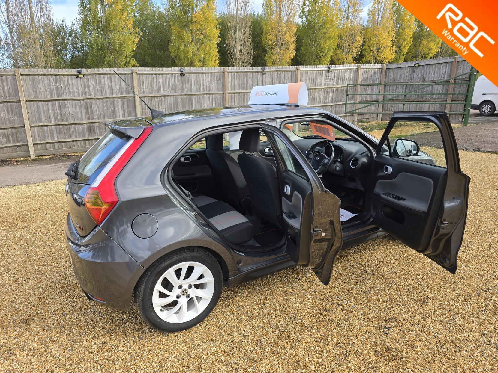 MG MG3 1.5 VTi-TECH 3Form Sport Hatchback 5dr Petrol Manual Euro 5 (106 ps)