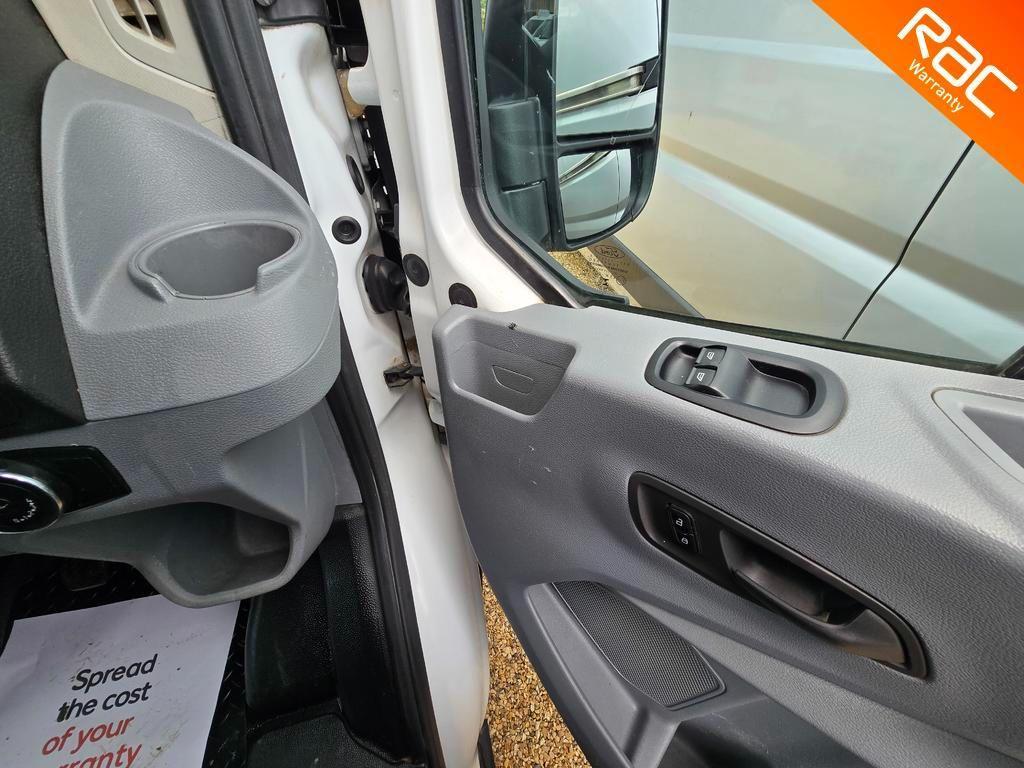 Ford Transit 2.0 350 EcoBlue RWD L3 H1 Euro 6 4dr (DRW)