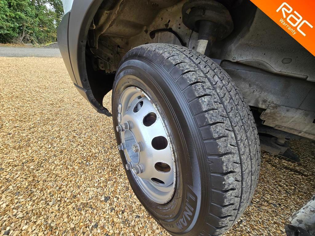 Ford Transit 2.0 350 EcoBlue RWD L3 H1 Euro 6 4dr (DRW)